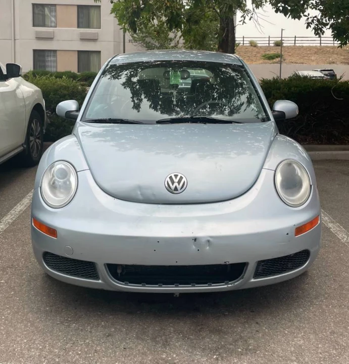 2009 Volkswagen New Beetle - Image 2 of 20