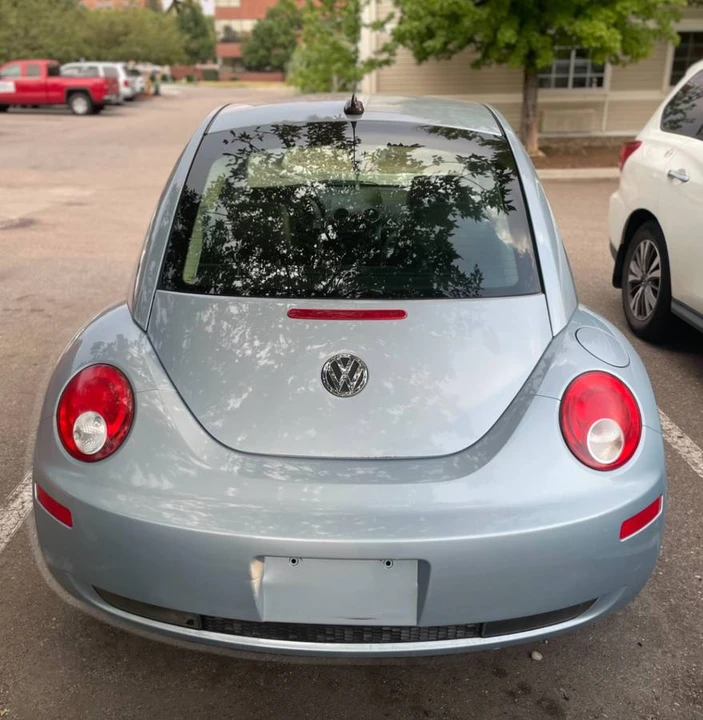 2009 Volkswagen New Beetle - Image 5 of 20