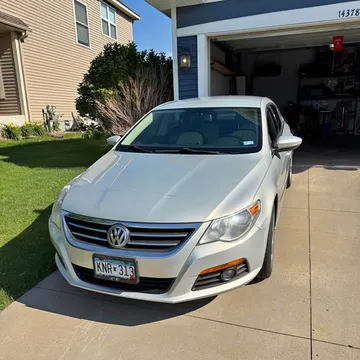 2009 Volkswagen CC 2.0T Sport Sedan 4D