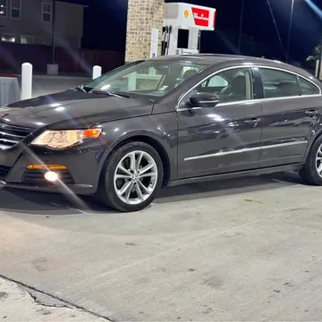 2009 Volkswagen CC 2.0T Sport Sedan 4D