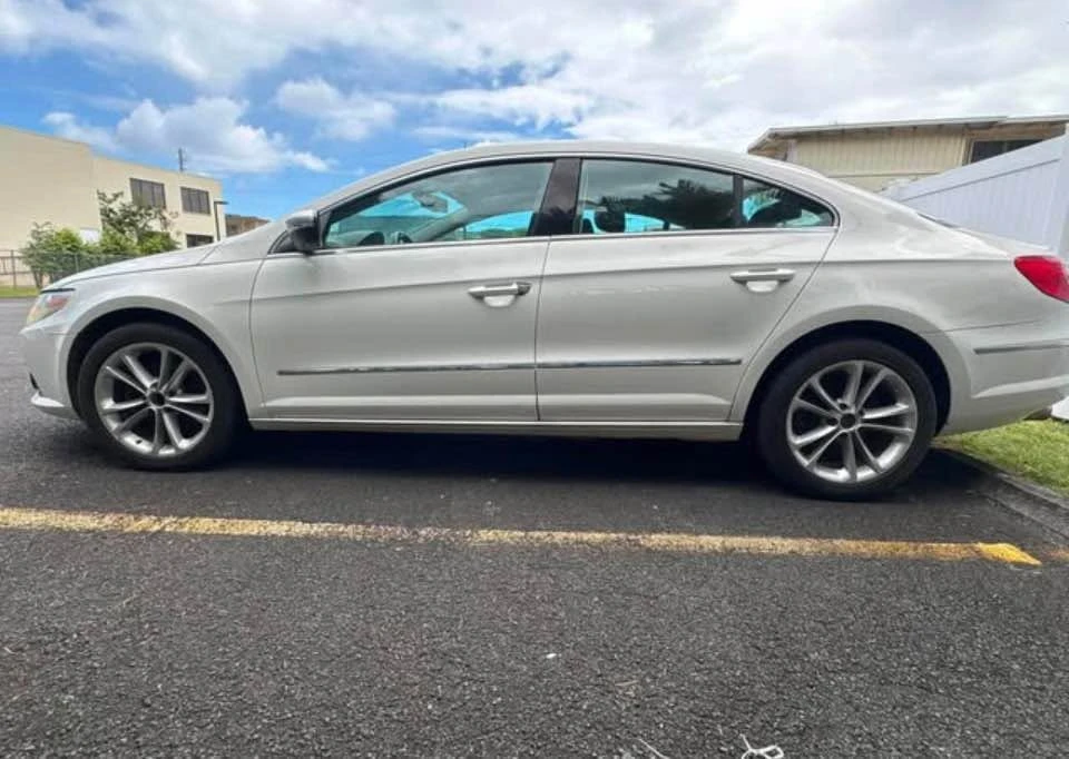 2009 Volkswagen CC - Image 2 of 11