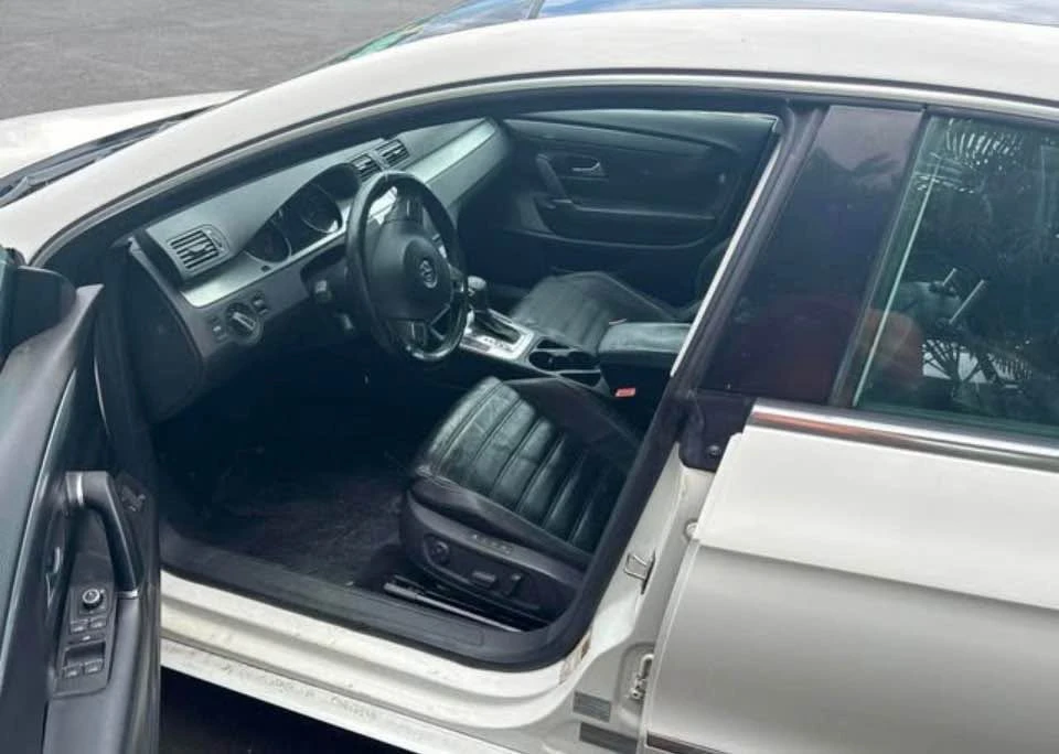 2009 Volkswagen CC - Image 10 of 11
