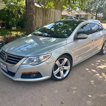 2009 Volkswagen CC Luxury Sedan 4D