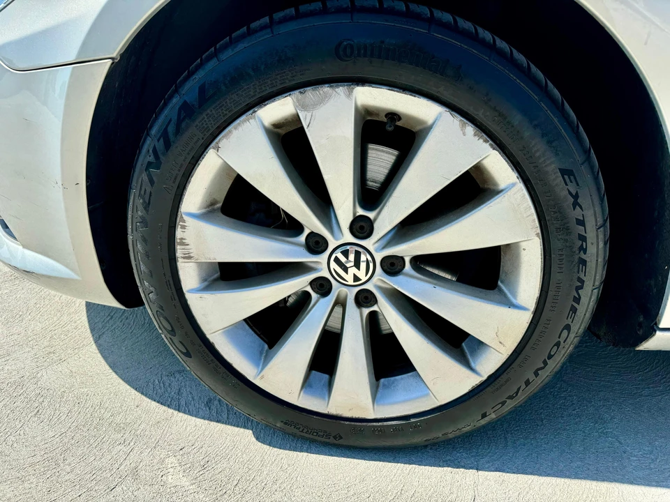 2009 Volkswagen CC - Image 25 of 31