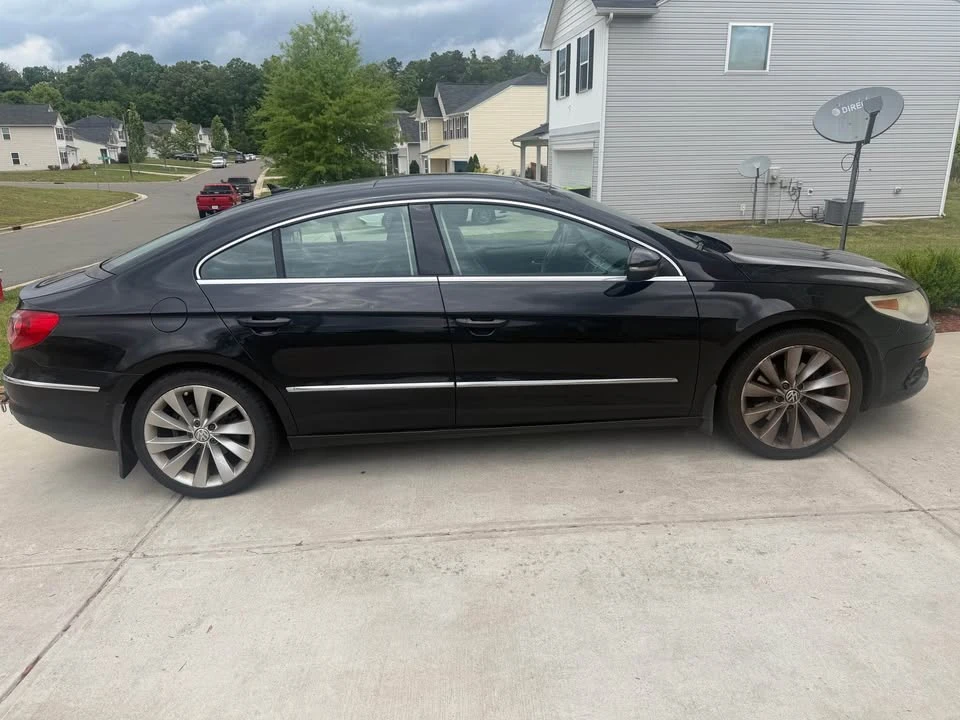 2009 Volkswagen CC - Image 2 of 6