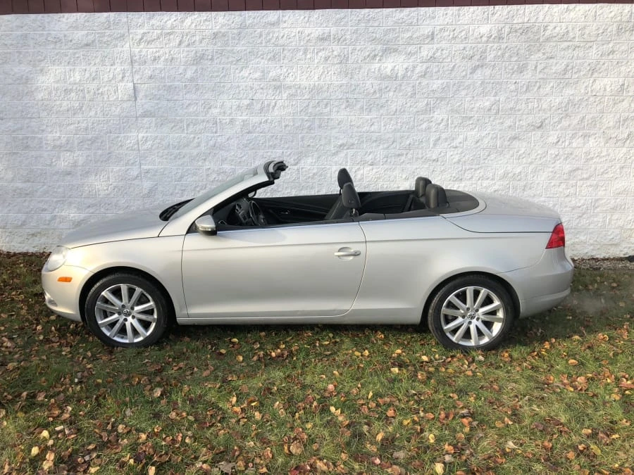 2009 Volkswagen Eos - Image 2 of 8