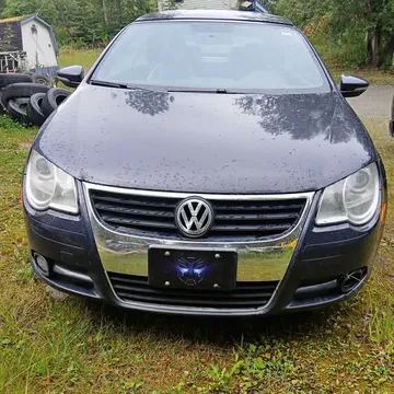 2009 Volkswagen Eos Komfort Hard Top Convertible 2D