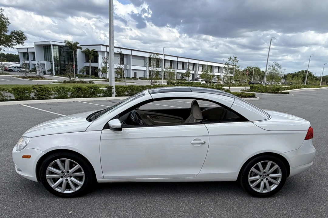 2009 Volkswagen Eos - Image 3 of 7