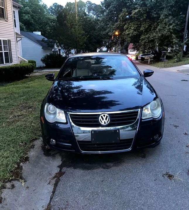 2009 Volkswagen Eos - Image 3 of 6