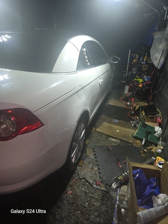 2009 Volkswagen Eos - Image 3 of 7