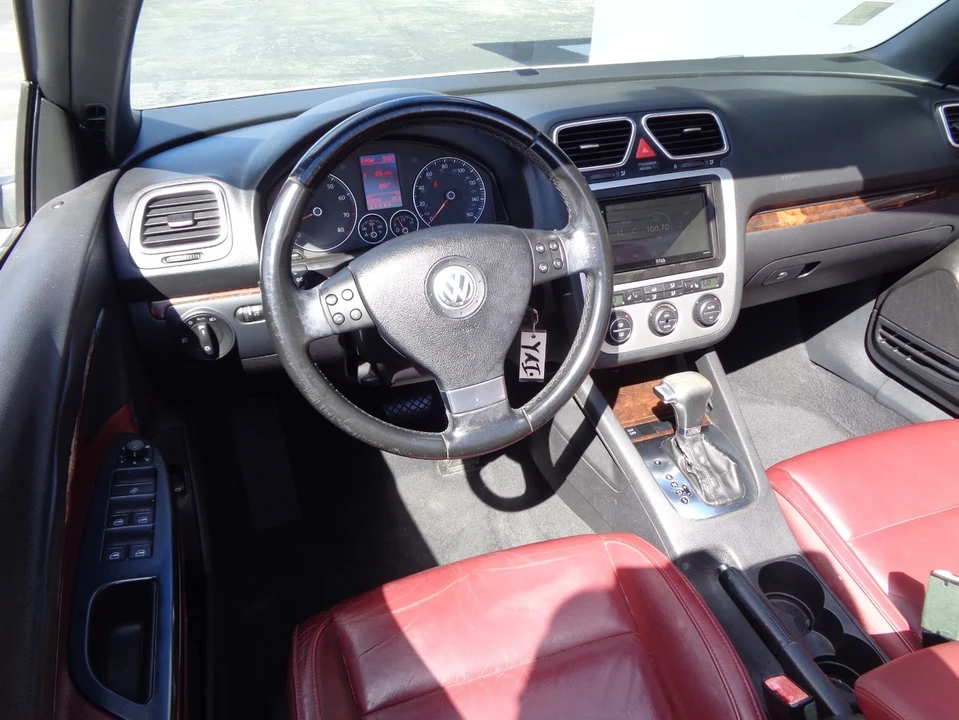 2009 Volkswagen Eos - Image 17 of 20