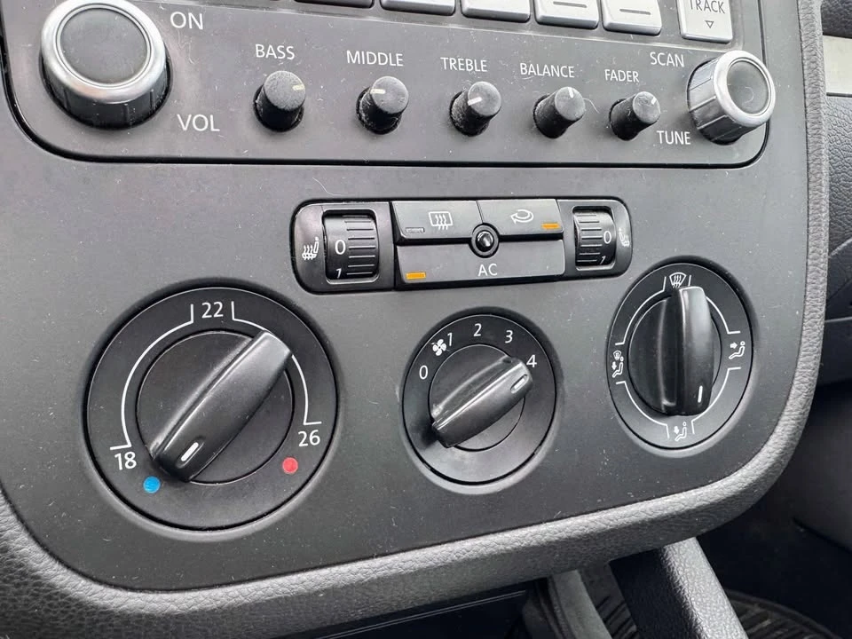 2009 Volkswagen Golf Mk5 - Image 11 of 17