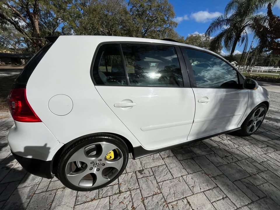 2009 Volkswagen GTI Mk5 - Image 5 of 7
