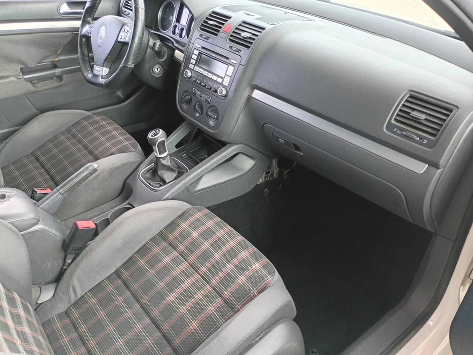 2009 Volkswagen GTI Mk5 - Image 5 of 8