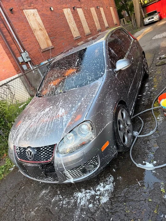 2009 Volkswagen GTI Mk5 - Image 5 of 10