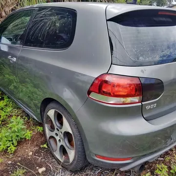 2009 Volkswagen GTI 1.8T Hatchback