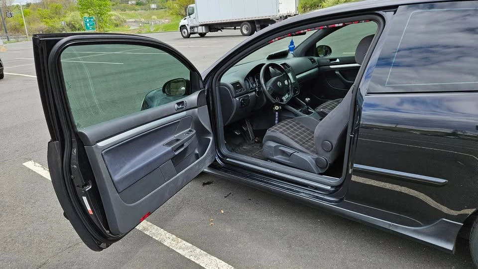 2009 Volkswagen GTI Mk5 - Image 10 of 17