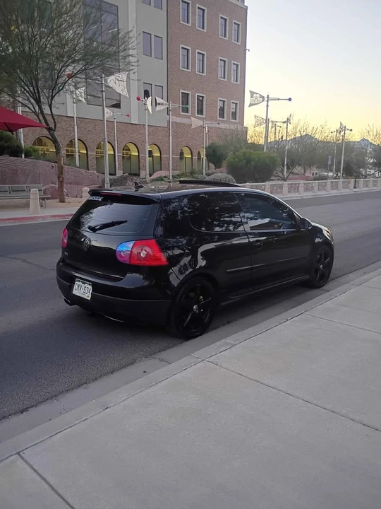 2009 Volkswagen GTI Mk5 - Image 4 of 12