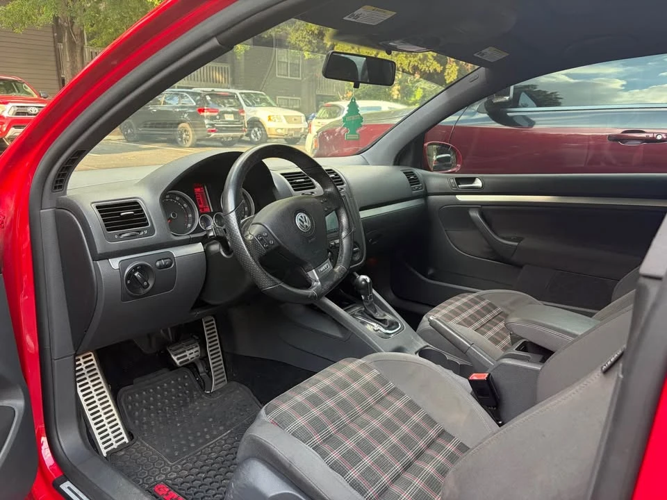 2009 Volkswagen GTI Mk5 - Image 5 of 10