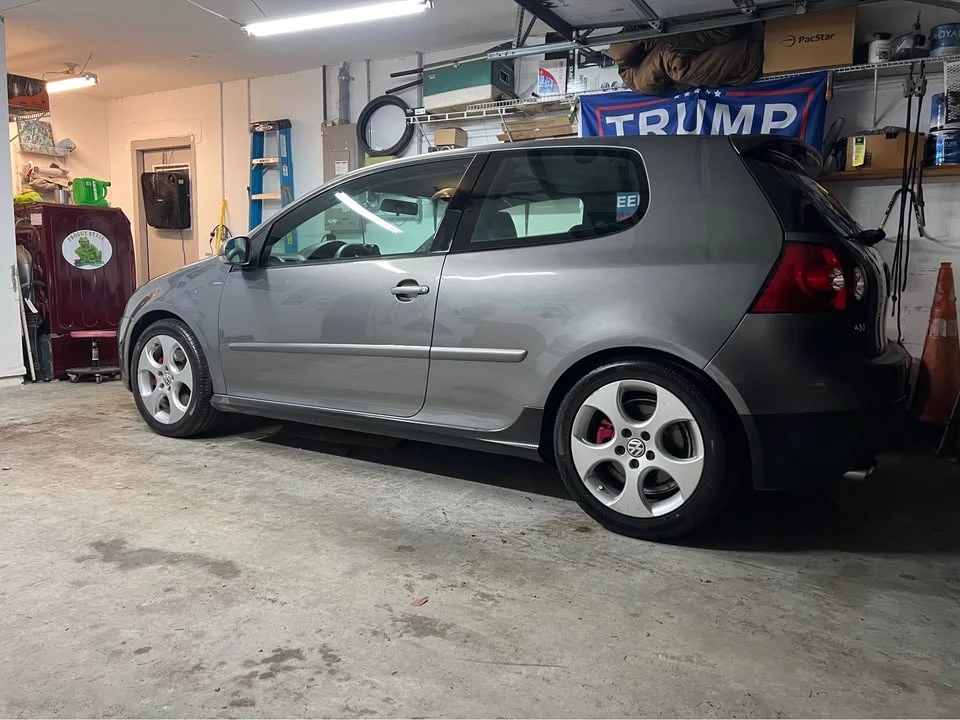 2009 Volkswagen GTI Mk5 - Image 2 of 10