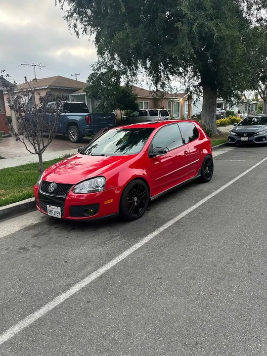 2009 Volkswagen GTI Mk5 - Image 2 of 5