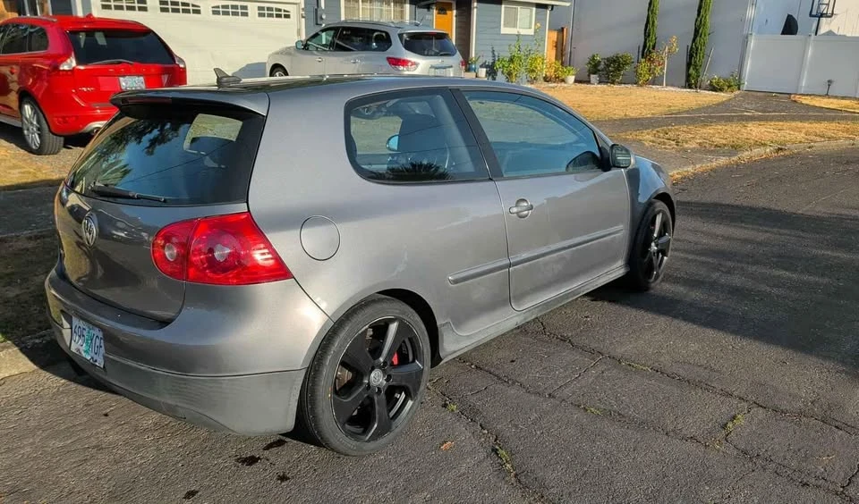 2009 Volkswagen GTI Mk5 - Image 2 of 10