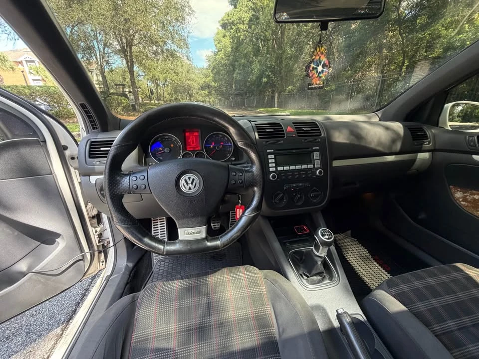 2009 Volkswagen GTI Mk5 - Image 9 of 15