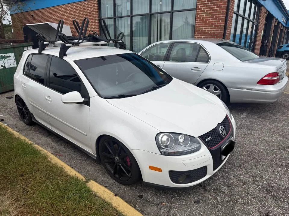 2009 Volkswagen GTI Mk5 - Image 2 of 3