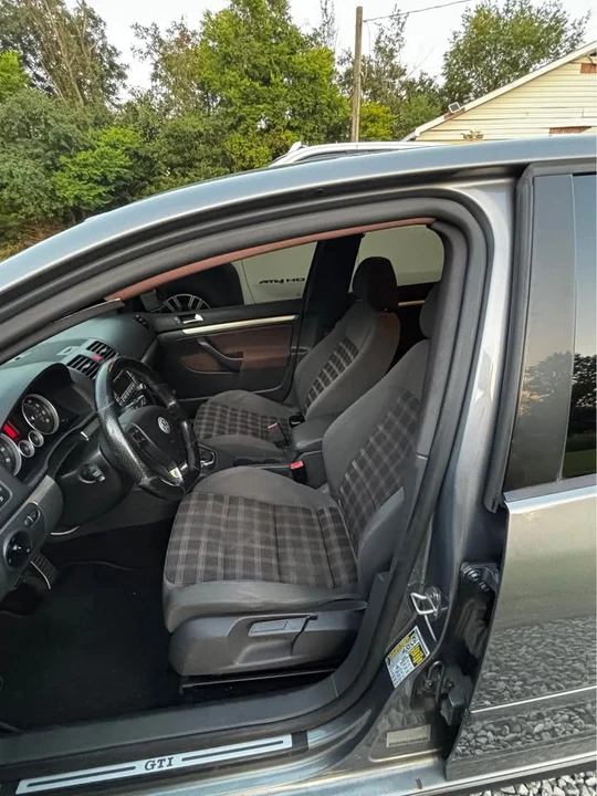 2009 Volkswagen GTI Mk5 - Image 10 of 15