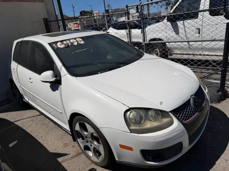 2009 Volkswagen GTI Mk5 - Image 2 of 9
