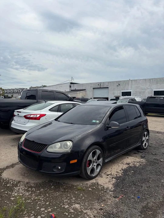 2009 Volkswagen GTI Mk5 - Image 2 of 4
