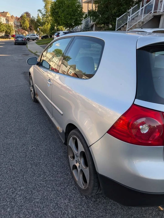 2009 Volkswagen GTI Mk5 - Image 5 of 12