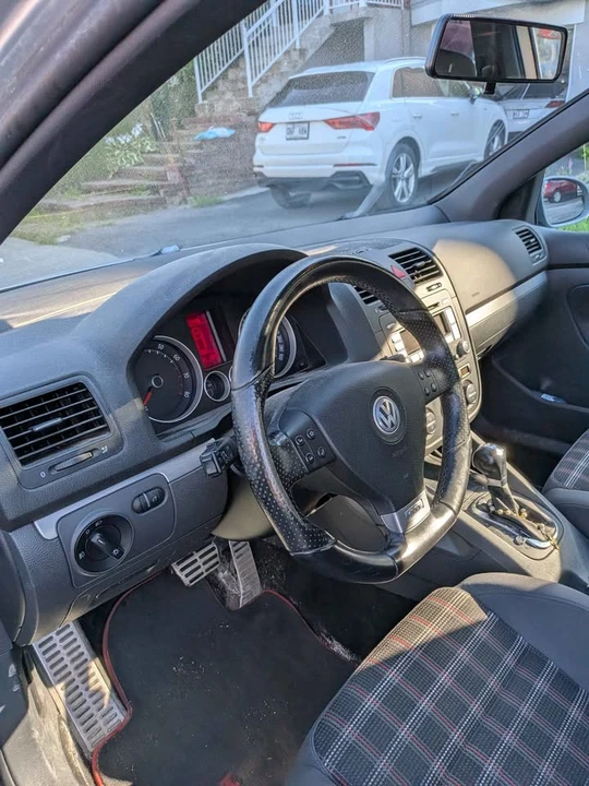 2009 Volkswagen GTI Mk5 - Image 7 of 12