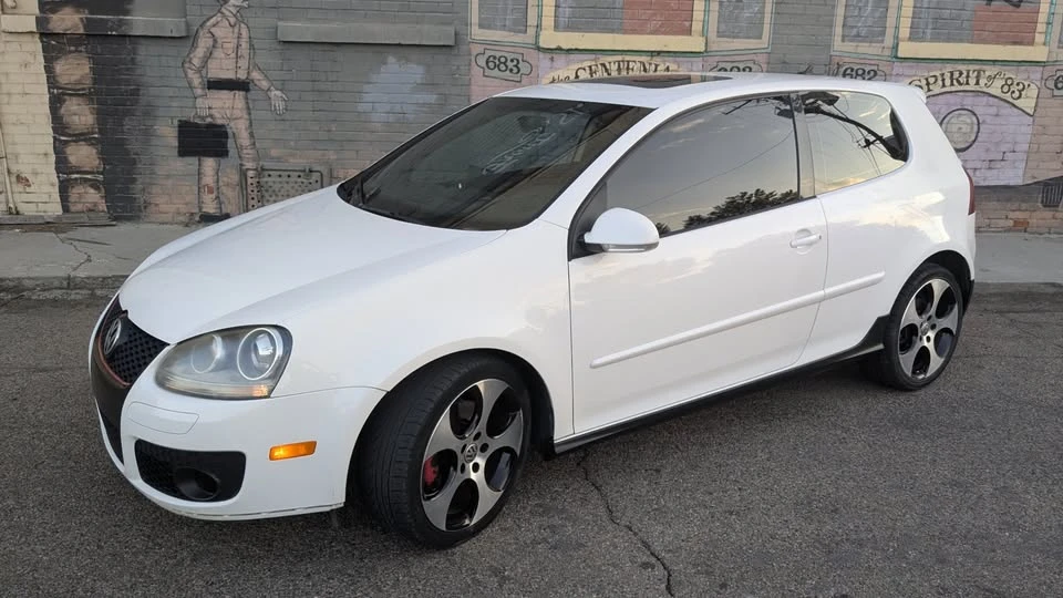 2009 Volkswagen GTI Mk5 - Image 2 of 19
