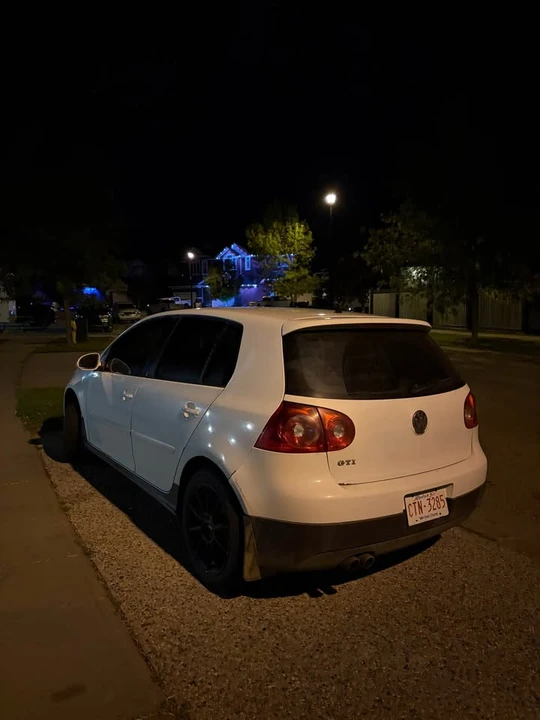 2009 Volkswagen GTI Mk5 - Image 2 of 6