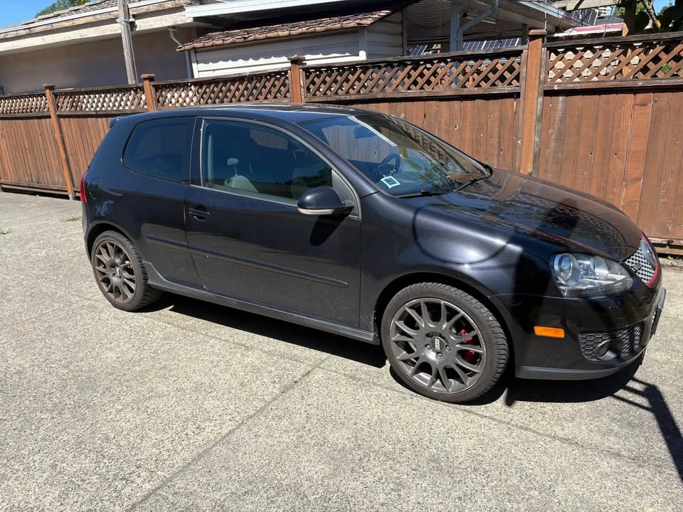 2009 Volkswagen GTI Mk5 - Image 2 of 5