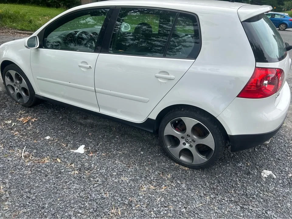 2009 Volkswagen GTI Mk5 - Image 2 of 3