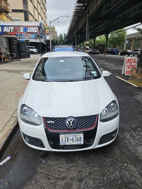 2009 Volkswagen GTI Mk5 - Image 3 of 12