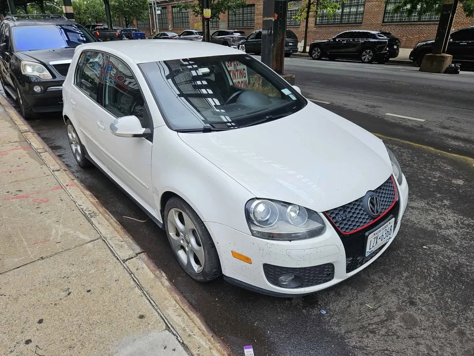 2009 Volkswagen GTI Mk5 - Image 2 of 12