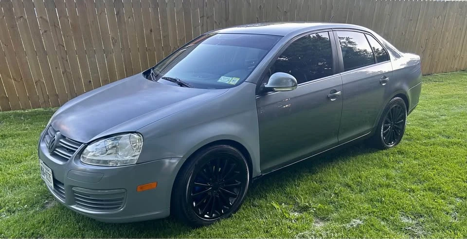2009 Volkswagen A5 Jetta - Image 2 of 13