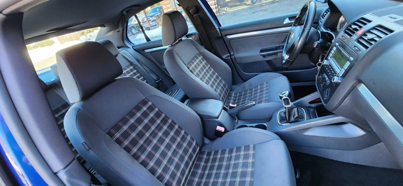 2009 Volkswagen A5 Jetta - Image 12 of 20