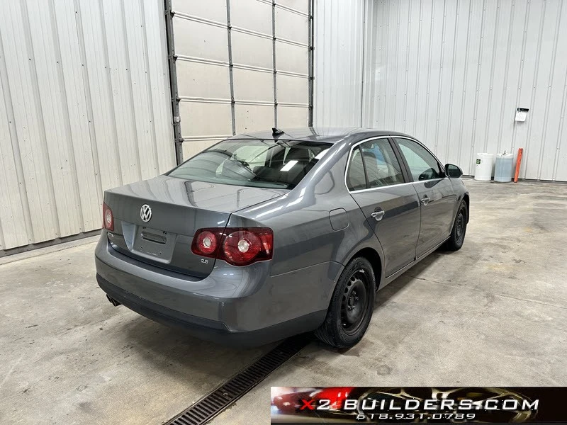 2009 Volkswagen A5 Jetta - Image 4 of 21