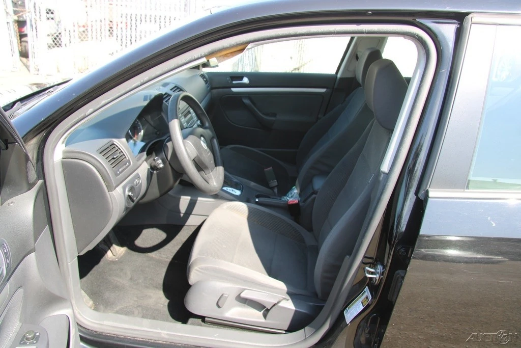 2009 Volkswagen A5 Jetta - Image 15 of 21