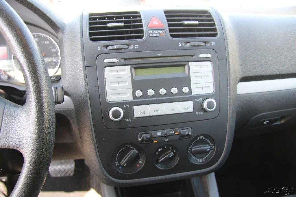 2009 Volkswagen A5 Jetta - Image 19 of 21