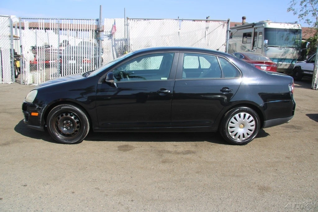 2009 Volkswagen A5 Jetta - Image 3 of 21