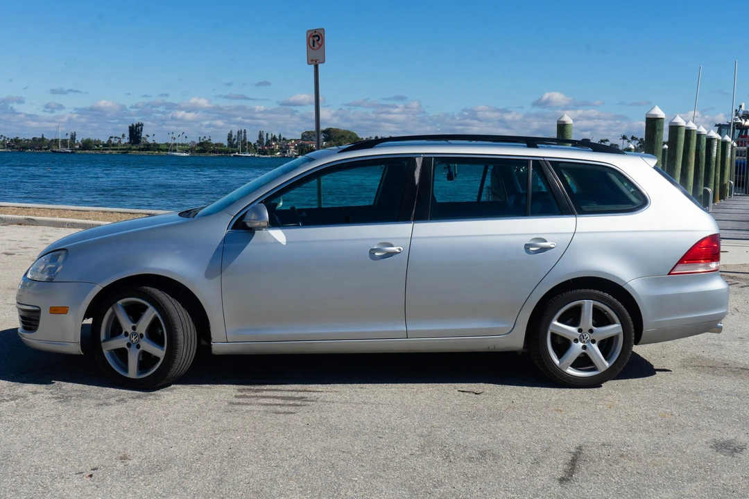2009 Volkswagen A5 Jetta - Image 3 of 31