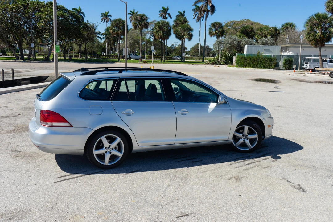 2009 Volkswagen A5 Jetta - Image 20 of 31