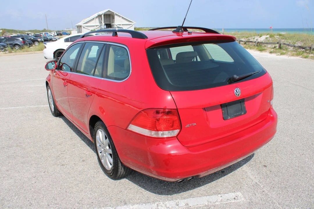 2009 Volkswagen A5 Jetta - Image 13 of 21