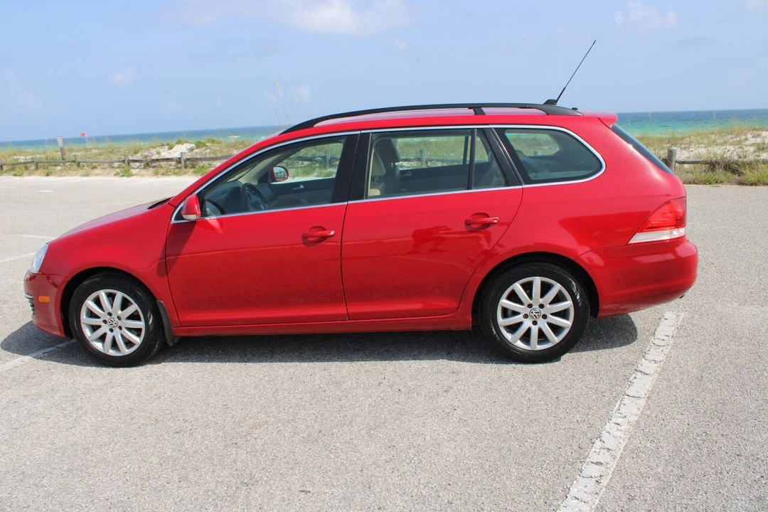 2009 Volkswagen A5 Jetta - Image 8 of 21