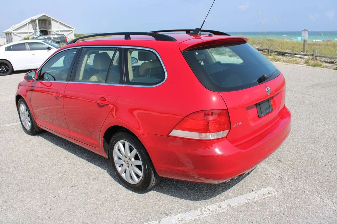 2009 Volkswagen A5 Jetta - Image 12 of 21